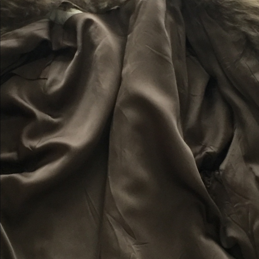 Fur coat - Picture 2 of 8